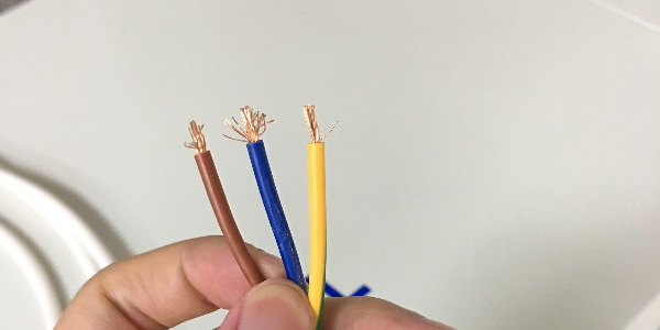 電腦剝線機(jī)的工作原理是什么呢！