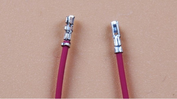 RZT瑞舟全自動端子機(jī)壓接樣線